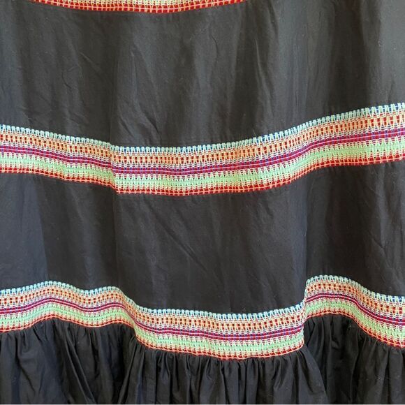 BAMBOO TRADERS TIERED MIDI SKIRT IN BLACK - Picture 4 of 6
